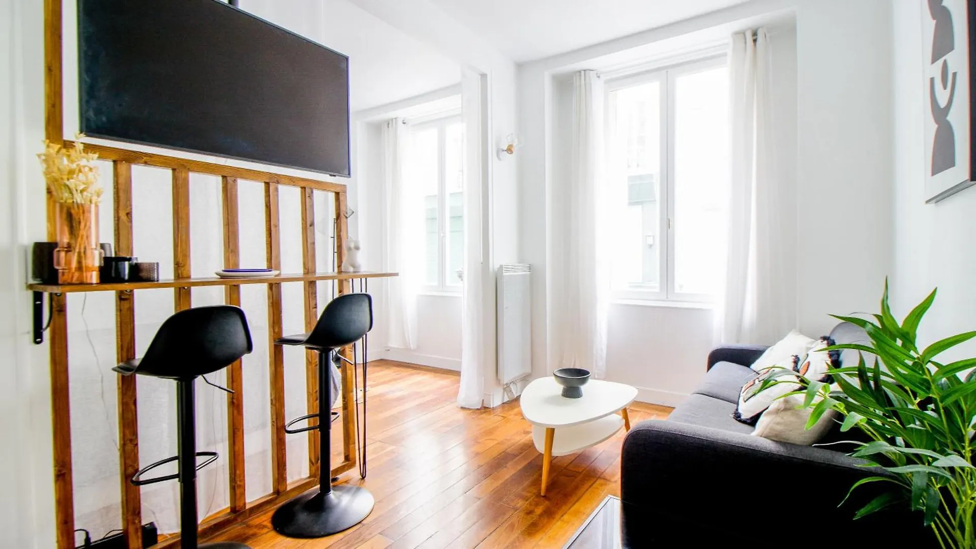 Ile Saint-louis - Charming Apartment *